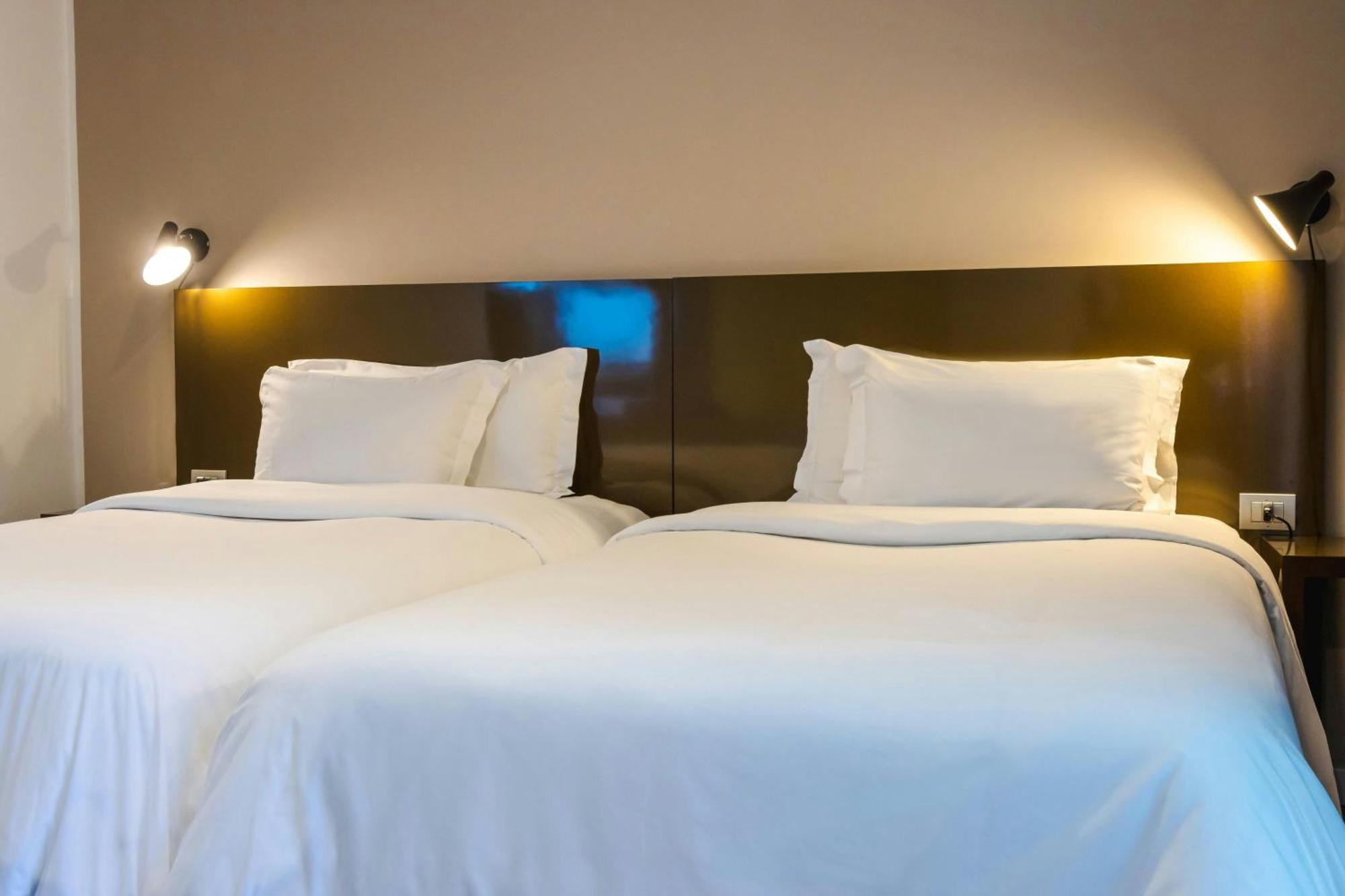 Four Points By Sheraton Catania Hotel Cannizzaro Esterno foto